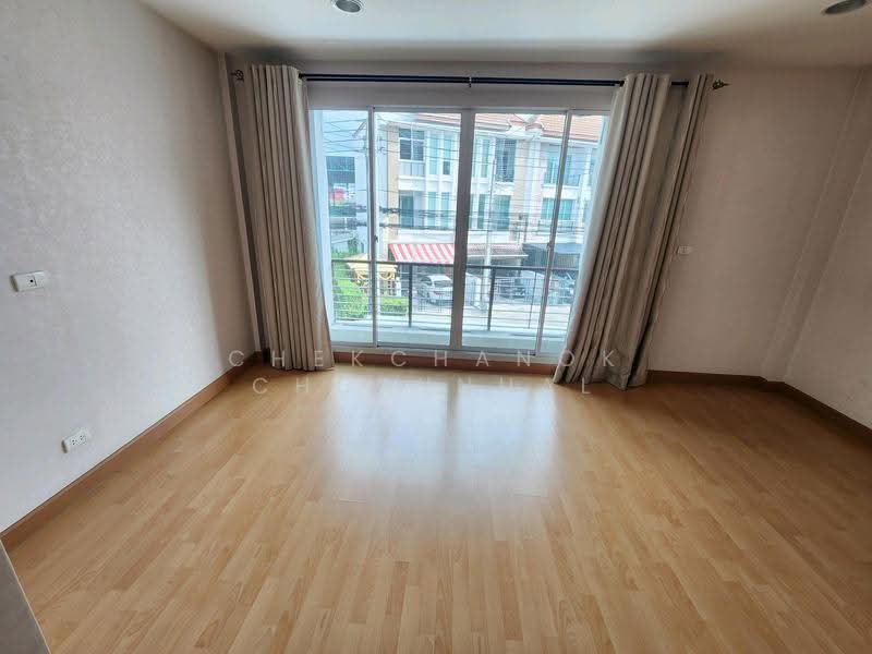Baan Klang Mueng Ladprao 101, Bangkok, Soi Ladprao 101, Ladprao Road, Khlong Chan, Bang Kapi, Bangkok, 3 Bedrooms, 165 sqm, Townhouse For Sale, by Chekchanok Chuaynual, 500618360 - DDproperty.com