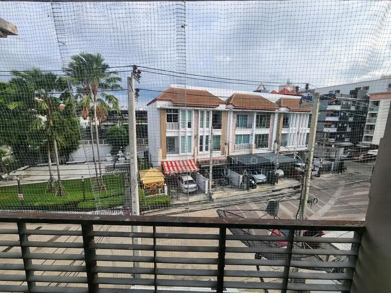 Baan Klang Mueng Ladprao 101, Bangkok, Soi Ladprao 101, Ladprao Road, Khlong Chan, Bang Kapi, Bangkok, 3 Bedrooms, 165 sqm, Townhouse For Sale, by Chekchanok Chuaynual, 500618360 - DDproperty.com