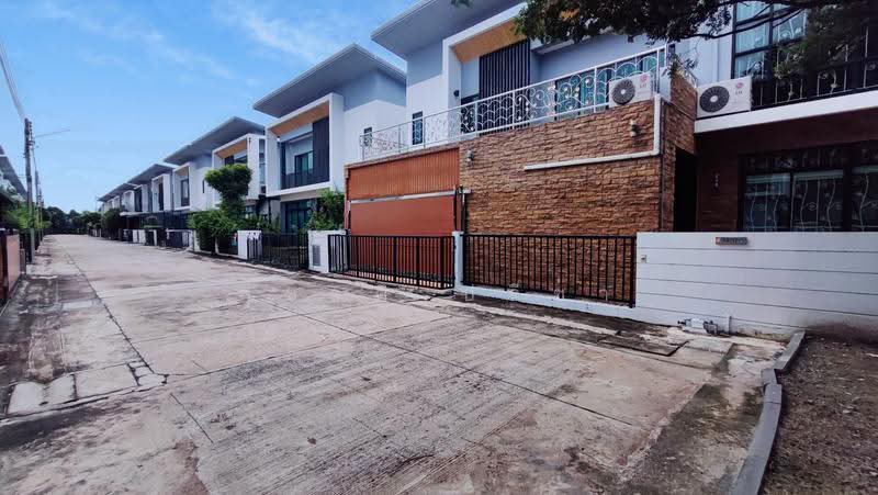 Chewarom Rangsit - Don Mueang, Pathum Thani, Rangsit-Nakhon Nayok Road, Prachathipat, Thanyaburi, Pathum Thani, 4 Bedrooms, 240 sqm, Single Detached House For Sale, by สุชาติ ปรีชา, 500618365 - DDproperty.com