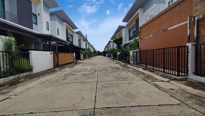 Chewarom Rangsit - Don Mueang : ชีวารมย์ รังสิต-ดอนเมือง , ปทุมธานี, ถนน รังสิต - นครนายก, ประชาธิปัตย์, ธัญบุรี, ปทุมธานี, 240 ตร.ม., บ้านเดี่ยว ขาย, โดย สุชาติ ปรีชา, 500618365 - DDproperty.com