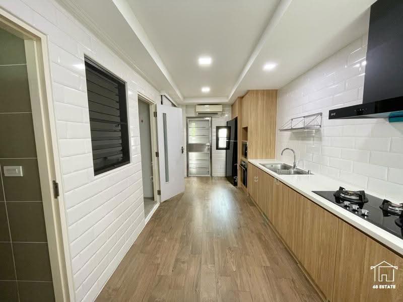 Mantana Lake Watcharapol, Bangkok, Sukhaphiban 5 Road, O-Ngoen, Sai Mai, Bangkok, 4 Bedrooms, 300 sqm, Single Detached House For Rent, by วิจิตรา จิตรวงษ์ตระกูล, 500618374 - DDproperty.com