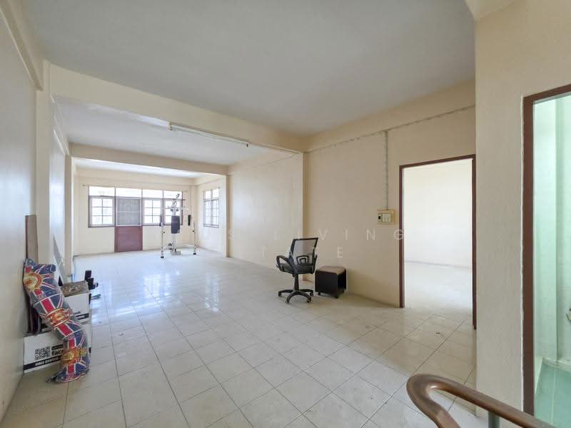 Commercial Building Suan Phak, Bangkok, Taling Chan, Bangkok, , 346 sqm, Shophouse For Sale, by Haus Living Estate, 500618395 - DDproperty.com