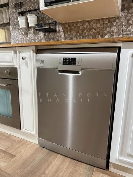 The Alcove Thonglor 10, Bangkok, 199 Soi Sukhumvit 63, Sukhumvit Road, Khlong Tan Nua, Watthana, Bangkok, 1 Bedroom, 72 sqm, Condo For Rent, by Rattanaporn Khamlit, 500618466 - DDproperty.com