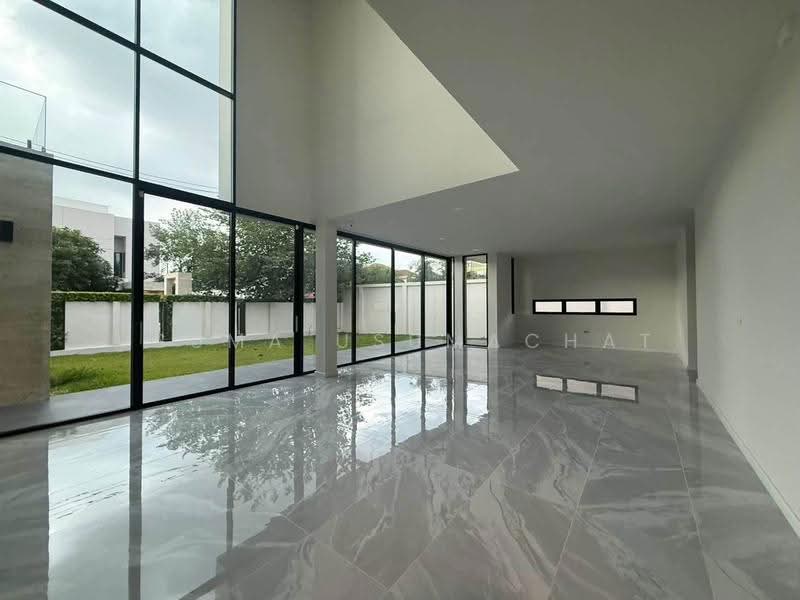The Master Ekkamai-Ramintra, Bangkok, Soi Ramintra 39, Tha Rang, Bang Khen, Bangkok, 4 Bedrooms, 661 sqm, Single Detached House For Rent, by Usuma Usumachat, 500618480 - DDproperty.com