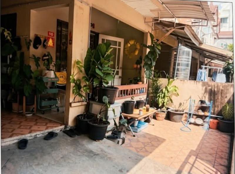 Town house on rama2 Thakham 20 Sq.wa 3 bedrooms 1.98 MB, Bangkok, ท่าข้าม, Tha Kham, Bang Khun Thian, Bangkok, 3 Bedrooms, 120 sqm, Townhouse For Sale, by Poonyawee Puthong, 500618505 - DDproperty.com