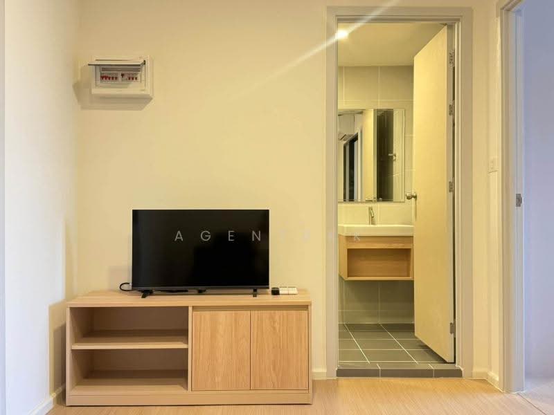Chewathai Hallmark Ekkamai-Raminthra, Bangkok, Nuan Chan, Bueng Kum, Bangkok, 1 Bedroom, 30 sqm, Condo For Rent, by Agentbkk, 500618511 - DDproperty.com