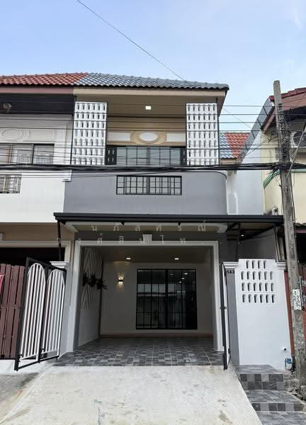 หมู่บ้านรุ่งกิจวิลล่า 11 (ร่มเกล้า ซอย 32) แขวงคลองสามประเวศ เขตลาดกระบัง, กรุงเทพ, ร่มเกล้า32, คลองสามประเวศ, ลาดกระบัง, กรุงเทพ, 88 ตร.ม., ทาวน์เฮ้าส์ ขาย, โดย นภัสศรณ์ วงศ์สินไทยกร (นันท์), 500618524 - DDproperty.com
