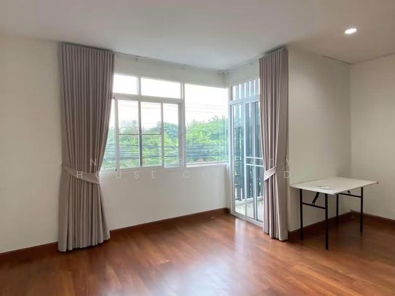 ทาวน์โฮม นาคนิวาส48, Bangkok, นาคนิวาส, Lat Phrao, Bangkok, 4 Bedrooms, 225 sqm, Townhouse For Rent, by NTG Property House Co.,Ltd., 500618538 - DDproperty.com
