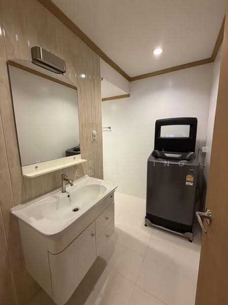 Baan Suanpetch, Bangkok, 18 Soi Sukhumvit 39, Khlong Tan Nua, Watthana, Bangkok, 3 Bedrooms, 130 sqm, Condo For Rent, by BetterLiving Estate, 500618582 - DDproperty.com