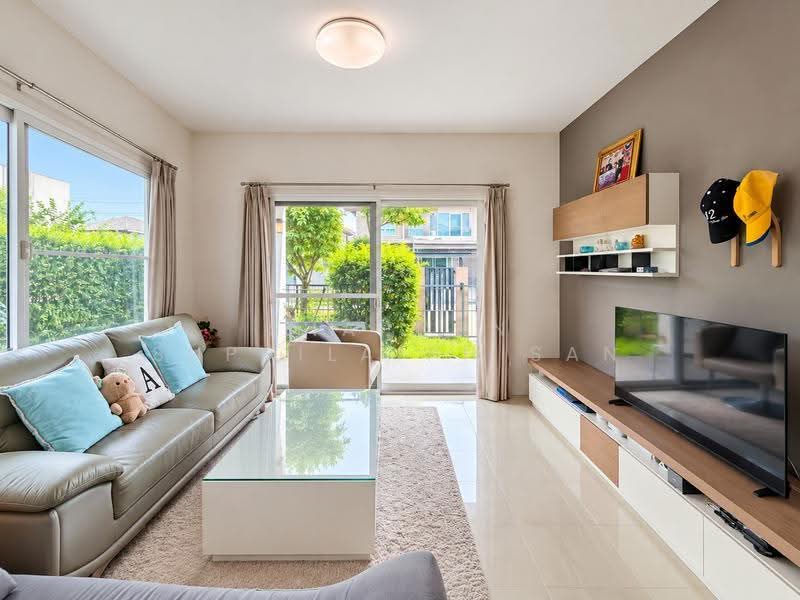 Mantana Kalapapruk-Wongwaen, Bangkok, 379 Kanchanaphisek Road, Lak Song, Bang Khae, Bangkok, 3 Bedrooms, 164 sqm, Single Detached House For Sale, by Shaporn Supvilaiphisan, 500618586 - DDproperty.com