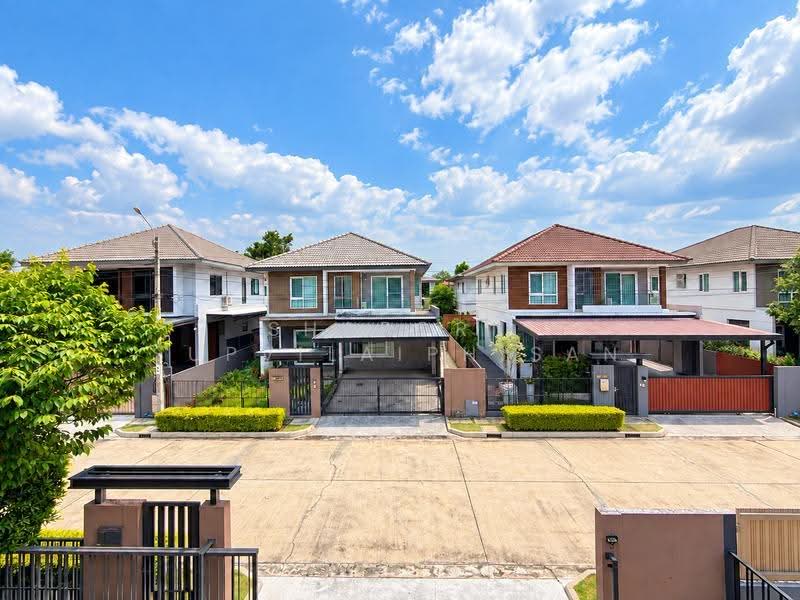 Mantana Kalapapruk-Wongwaen, Bangkok, 379 Kanchanaphisek Road, Lak Song, Bang Khae, Bangkok, 3 Bedrooms, 164 sqm, Single Detached House For Sale, by Shaporn Supvilaiphisan, 500618586 - DDproperty.com