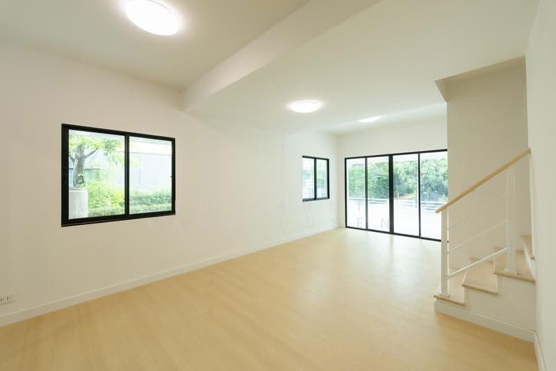 The Connect Suanluang-Onnut, Bangkok, Soi 67, Chalerm Phrakiat Rama 9 Road, Prawet, Bangkok, 3 Bedrooms, 119 sqm, Townhouse For Sale, by Bunyanut Kaewchusen, 500618590 - DDproperty.com