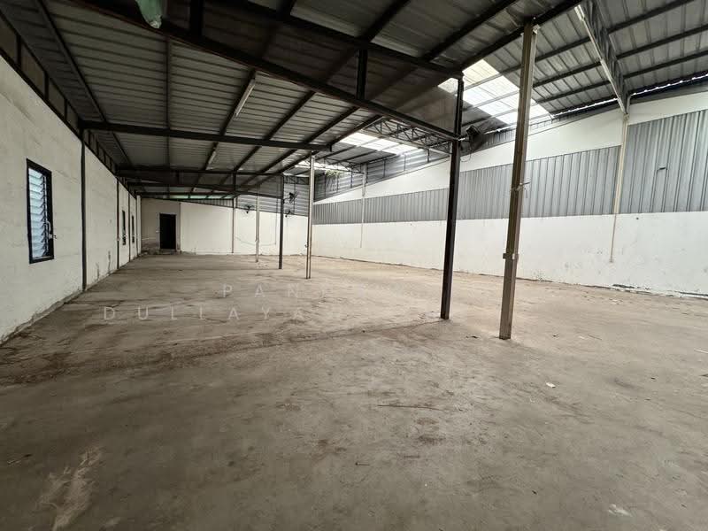 Warehouse for rent, 350 sq.m., in Huai Khwang, Bangkok (JKPBKK1151), Bangkok, Huai Khwang, Bangkok, , 350 sqm, Warehouse/Factory For Rent, by Pannawit Dullayawichenwut, 500618596 - DDproperty.com