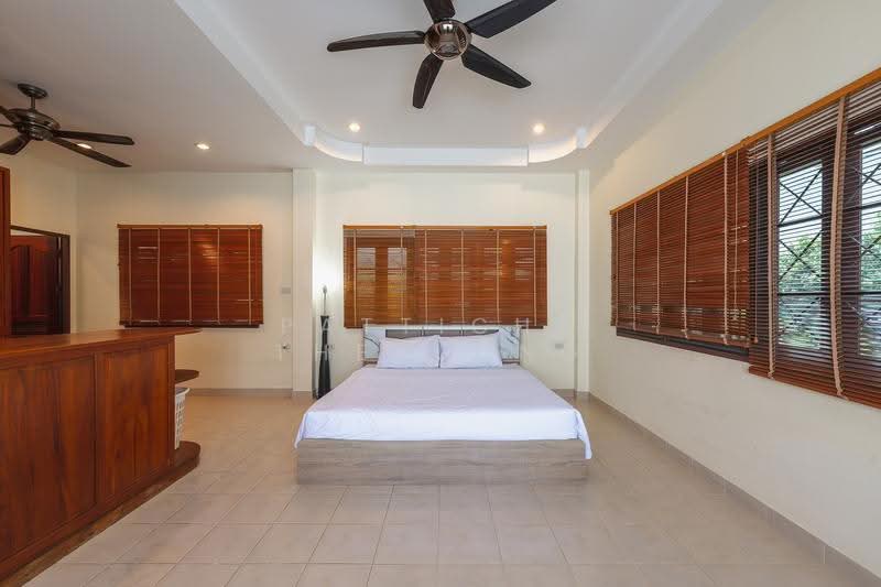 Rawai beach phuket, Phuket, Rawai, Muang Phuket, Phuket, 4 Bedrooms, 600 sqm, Single Detached House For Sale, by PATTICHA THEPVONG, 500618608 - DDproperty.com