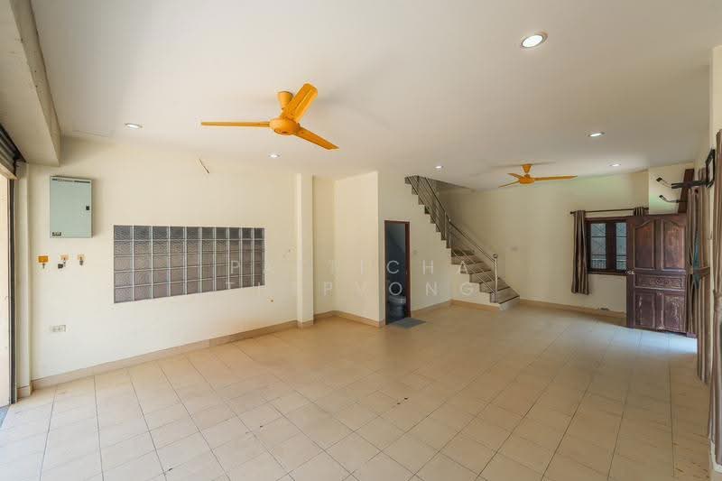 Rawai beach phuket, Phuket, Rawai, Muang Phuket, Phuket, 4 Bedrooms, 600 sqm, Single Detached House For Sale, by PATTICHA THEPVONG, 500618608 - DDproperty.com