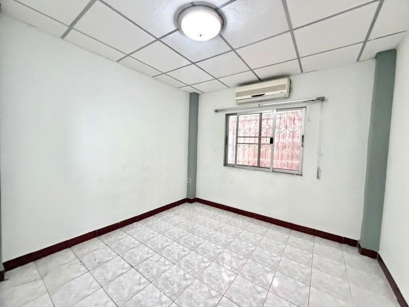 แสนสุขวิลล่า ชลบุรี, Chon Buri (Pattaya), Huai Kapi, Muang Chon Buri, Chon Buri (Pattaya), 3 Bedrooms, 100 sqm, Townhouse For Sale, by The Best Property แป๋ม, 500618611 - DDproperty.com