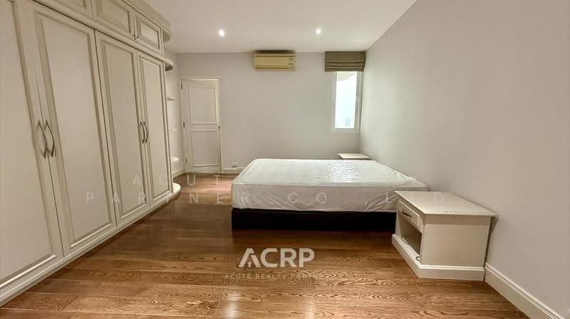 D.S. Tower 1 Sukhumvit 33, Bangkok, Soi Phrom Chit, Khlong Tan Nua, Watthana, Bangkok, 3 Bedrooms, 249 sqm, Condo For Sale, by Acute Realty Partner Co.,Ltd., 500618665 - DDproperty.com