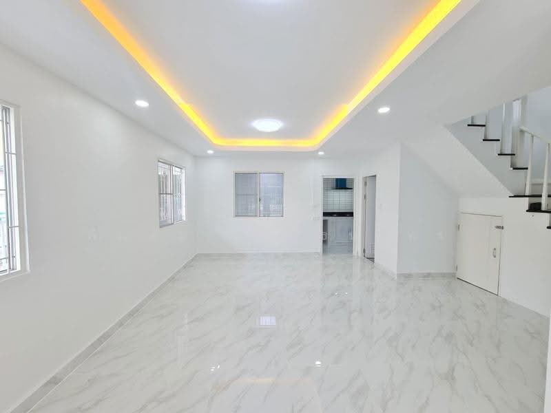 Baan Pruksa 20 Lumlukka Klong 2, Pathum Thani, Soi Lam Luk Ka 11, Khu Khot, Lam Luk Ka, Pathum Thani, 3 Bedrooms, 96 sqm, Townhouse For Sale, by พิมพ์นภัส ภูธนภัทร, 500618674 - DDproperty.com
