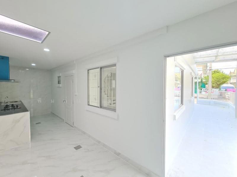 Baan Pruksa 20 Lumlukka Klong 2 : บ้านพฤกษา 20 ลำลูกกา-คลอง 2, ปทุมธานี, ซอยลำลูกกา 11/18, คูคต, ลำลูกกา, ปทุมธานี, 96 ตร.ม., ทาวน์เฮ้าส์ ขาย, โดย พิมพ์นภัส ภูธนภัทร, 500618674 - DDproperty.com