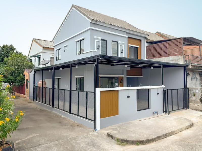 Baan Pruksa 40 Rangsit Klong 3, Pathum Thani, Soi Batanee Village, Khlong Sam, Khlong Luang, Pathum Thani, 3 Bedrooms, 101 sqm, Townhouse For Sale, by พิมพ์นภัส ภูธนภัทร, 500618688 - DDproperty.com