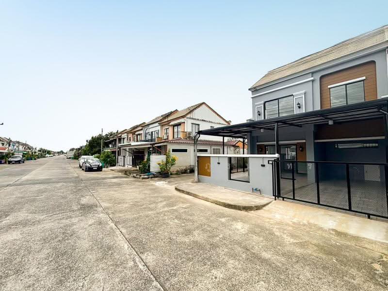 Baan Pruksa 40 Rangsit Klong 3, Pathum Thani, Soi Batanee Village, Khlong Sam, Khlong Luang, Pathum Thani, 3 Bedrooms, 101 sqm, Townhouse For Sale, by พิมพ์นภัส ภูธนภัทร, 500618688 - DDproperty.com