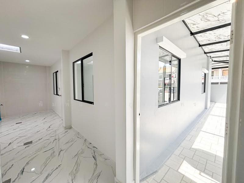 Baan Pruksa 40 Rangsit Klong 3 : บ้านพฤกษา 40 รังสิต คลอง 3, ปทุมธานี, ซอย หมู่บ้านบาธานี, คลองสาม, คลองหลวง, ปทุมธานี, 101 ตร.ม., ทาวน์เฮ้าส์ ขาย, โดย พิมพ์นภัส ภูธนภัทร, 500618688 - DDproperty.com