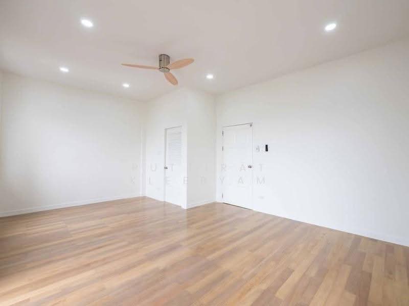 3-BR Townhouse, Phuket, Chalong, Muang Phuket, Phuket, 3 Bedrooms, 302 sqm, Townhouse For Sale, by Puttirat Kleebyam, 500618693 - DDproperty.com
