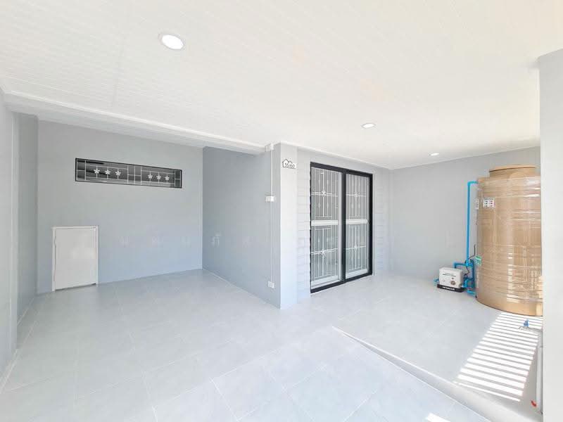 Baan Pruksa 40 Rangsit Klong 3, Pathum Thani, Soi Batanee Village, Khlong Sam, Khlong Luang, Pathum Thani, 3 Bedrooms, 67 sqm, Townhouse For Sale, by พิมพ์นภัส ภูธนภัทร, 500618699 - DDproperty.com