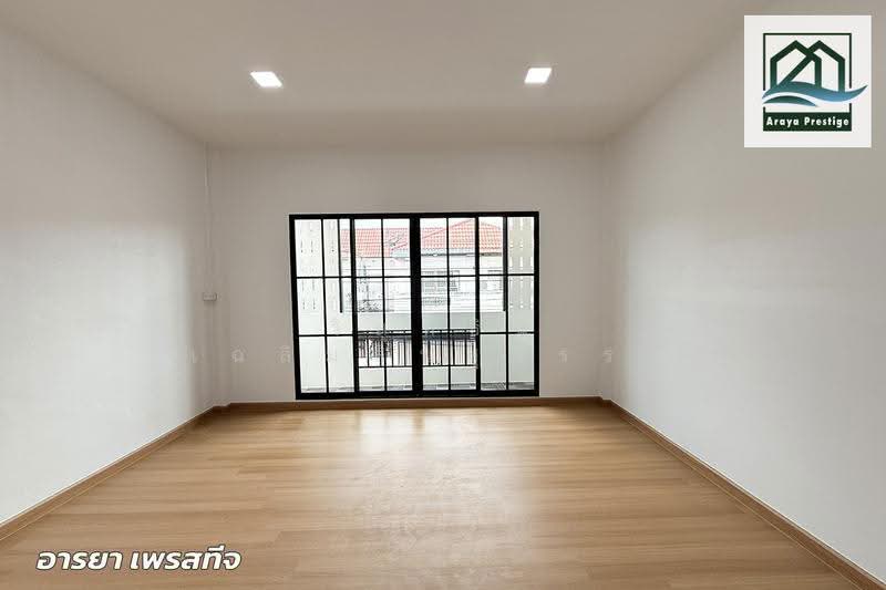 รุ่งกิจวิลล่า 11, Bangkok, Khlong Sam Prawet, Lat Krabang, Bangkok, 4 Bedrooms, 84 sqm, Townhouse For Sale, by วิสุทธินี เฉลิมสินสุวรรณ, 500618700 - DDproperty.com