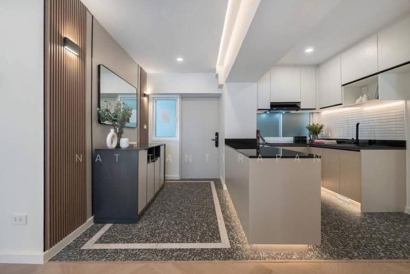 Thonglor Tower, Bangkok, Soi Thonglor, Sukhumvit 55 Road, Khlongtoei Nua, Watthana, Bangkok, 3 Bedrooms, 100 sqm, Condo For Sale, by Nat Tantirapan, 500618705 - DDproperty.com