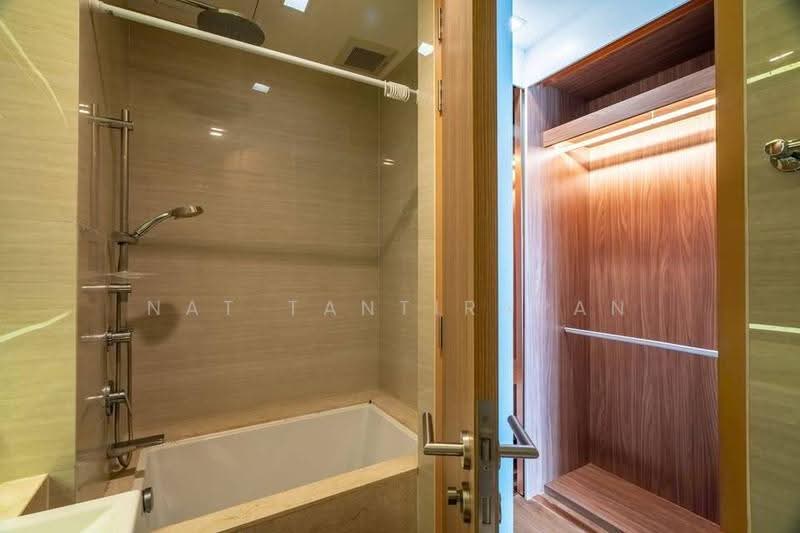Noble BE33, Bangkok, 19 Soi Sukhumvit 33, Khlong Tan Nua, Watthana, Bangkok, 1 Bedroom, 40 sqm, Condo For Sale, by Nat Tantirapan, 500618780 - DDproperty.com