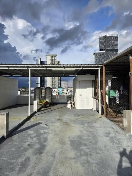 Urgent Lease Takeover! Minimalist-style hair salon + nail zone near BTS On Nut, Bangkok, Phra Kanong Nua, Watthana, Bangkok, , 172 sqm, Business For Sale, by Agent Pla, 500618813 - DDproperty.com