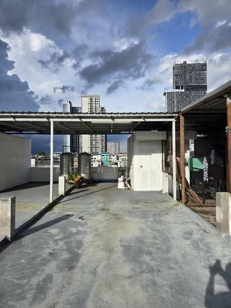 Urgent Lease Takeover! Minimalist-style hair salon + nail zone near BTS On Nut, Bangkok, Phra Kanong Nua, Watthana, Bangkok, , 172 sqm, Business For Sale, by Agent Pla, 500618813 - DDproperty.com