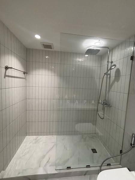 Icon III, Bangkok, 858 Sukhumvit Road, Khlong Tan Nua, Watthana, Bangkok, 2 Bedrooms, 89 sqm, Condo For Sale, by Nat Tantirapan, 500618849 - DDproperty.com