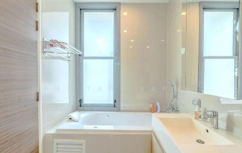 Q Asoke, Bangkok, 1678 Petchaburi Road, Makkasan, Ratchathewi, Bangkok, 2 Bedrooms, 60 sqm, Condo For Sale, by Nat Tantirapan, 500618854 - DDproperty.com
