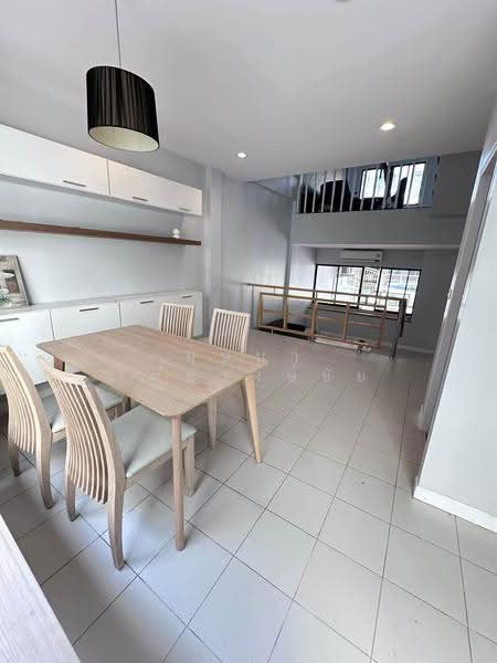 Baan Klang Muang Mengjai Ratchada 2, Bangkok, Soi Sahakanpramoon, Wang Thonglang, Bangkok, 3 Bedrooms, 164 sqm, Townhouse For Rent, by บุษบา รัตนวงษ์ชัย, 500618889 - DDproperty.com