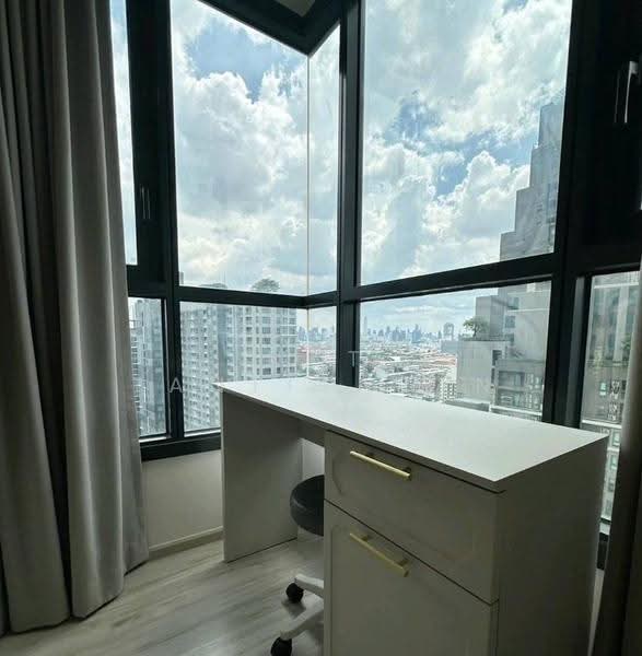 XT Huaikhwang, Bangkok, 244 Ratchadaphisek Road, Huai Khwang, Bangkok, 2 Bedrooms, 54 sqm, Condo For Sale, by Nat Tantirapan, 500618903 - DDproperty.com