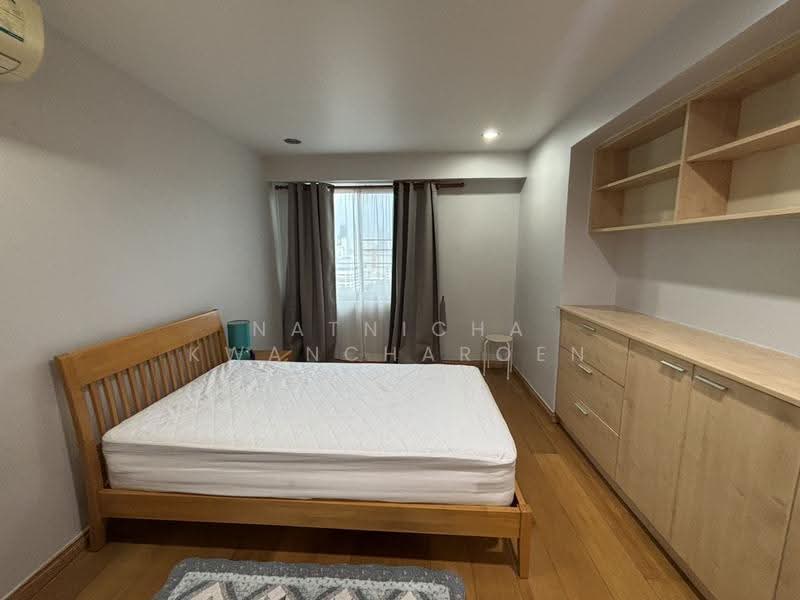 Royal Castle Sukhumvit, Bangkok, 30 Soi Sukhumvit 39, Khlongtoei Nua, Watthana, Bangkok, 3 Bedrooms, 160 sqm, Condo For Rent, by Natnicha Kwancharoen, 500618904 - DDproperty.com