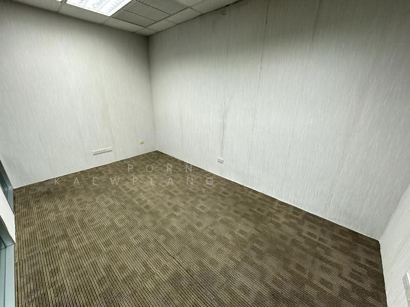 Office Space for Rent – 208.25 sq.m.| Prime Ploenchit-Chit Lom with Direct BTS Skywalk Access, Bangkok, Lumphini, Pathum Wan, Bangkok, , 208 sqm, Office Space For Rent, by Pornpann Kaewplang (Sand), 500618915 - DDproperty.com