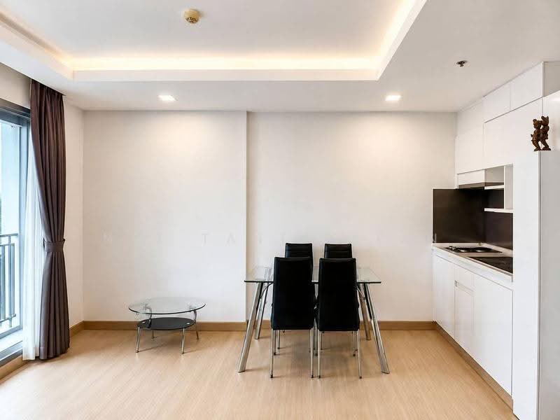 Thru Thonglor, Bangkok, Petchaburi Road, Bang Kapi, Huai Khwang, Bangkok, 1 Bedroom, 38 sqm, Condo For Sale, by Nat Tantirapan, 500618922 - DDproperty.com