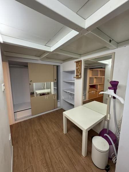 Silom Surawong Condominium, Bangkok, Surawongse, Suriyawong, Bang Rak, Bangkok, 1 Bedroom, 41 sqm, Condo For Rent, by Bing Chun Huang, 500618942 - DDproperty.com