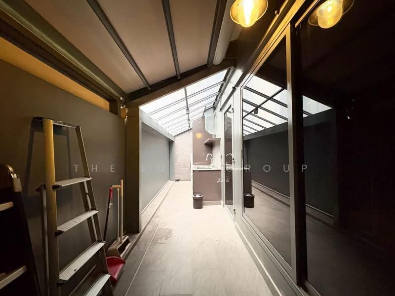 The Lumpini 24, Bangkok, Sukhumvit 24 Road, Khong Tan, Khlong Toei, Bangkok, 3 Bedrooms, 154 sqm, Condo For Rent, by The Luxe Group, 500618987 - DDproperty.com