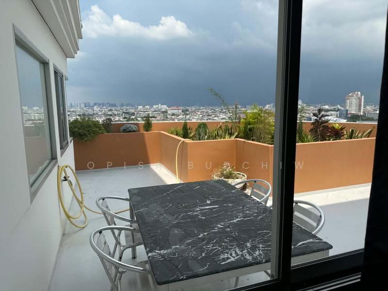 TharaRueanKaew Condominium, Bangkok, Wang Thonglang, Bangkok, 5 Bedrooms, 247 sqm, Condo For Rent, by Sopisa Budchiw, 500619015 - DDproperty.com