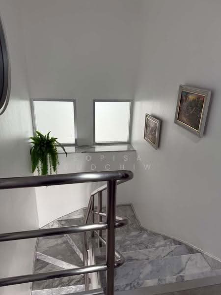 TharaRueanKaew Condominium, Bangkok, Wang Thonglang, Bangkok, 5 Bedrooms, 247 sqm, Condo For Rent, by Sopisa Budchiw, 500619015 - DDproperty.com