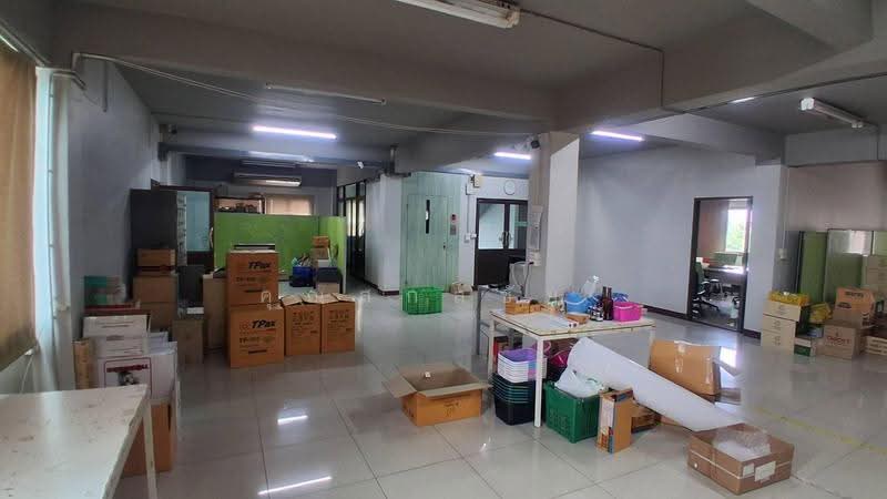 ขายโกดังพร้อมสำนักงาน 4 ชั้น แบริ่ง 31 สุขุมวิท 107 พื้นที่ 1,168 ตร.ม. พร้อมเฟอร์นิเจอร์ครบ, Samut Prakan, Samrong Nua, Muang Samut Prakarn, Samut Prakan, , 1,168 sqm, Warehouse/Factory For Sale, by คุณสกลชัย, 500619162 - DDproperty.com
