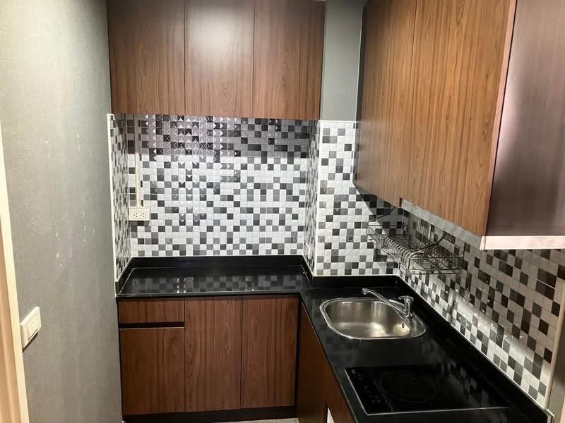 Rich Park @ Triple Station, Bangkok, 591 Srinakarin Road, Suan Luang, Bangkok, 1 Bedroom, 33 sqm, Condo For Sale, by Khun Korn, 500619400 - DDproperty.com