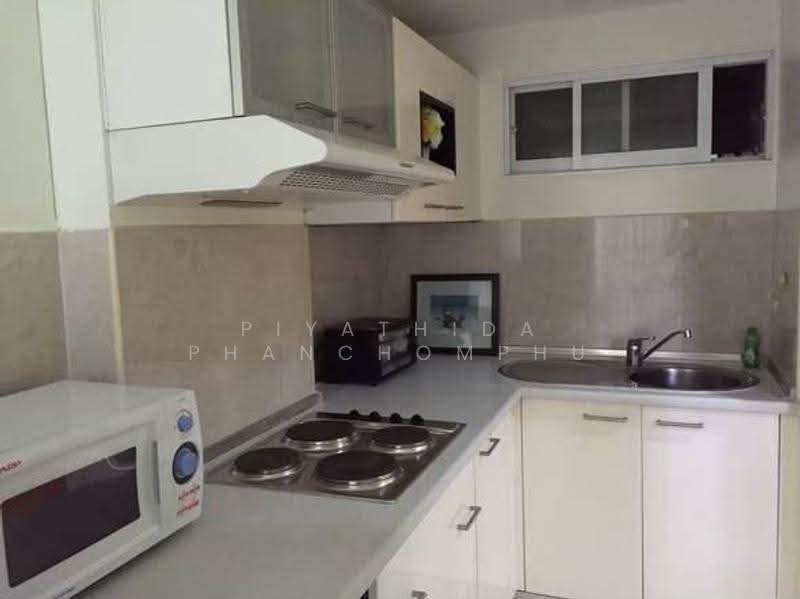 49 Plus, Bangkok, Soi Sukhumvit 49, Khlong Tan Nua, Watthana, Bangkok, 3 Bedrooms, 105 sqm, Condo For Rent, by Piyathida Phanchomphu, 500619413 - DDproperty.com