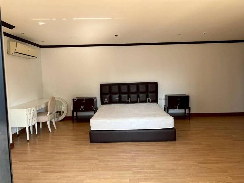 Kallista Mansion, Bangkok, 64 Soi Sukhumvit 11, Khlongtoei Nua, Watthana, Bangkok, 4 Bedrooms, 315 sqm, Condo For Rent, by Piyathida Phanchomphu, 500619427 - DDproperty.com