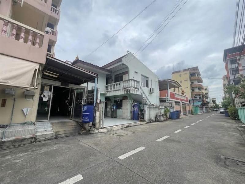 บ้านเดี่ยว 2 ชั้น 50 ตร.ว. บ้านเดี่ยวซอยคุณพระ ซอย6,บ้านเดี่ยวซอยคลองหลวง27/6, Pathum Thani, ถนนพหลโยธิน, Khlong Nung, Khlong Luang, Pathum Thani, 10+ Bedrooms, 300 sqm, Single Detached House For Sale, by คุณ ศรินรัตน์ ศิรเกียรติสกุล (เป้ย), 500619437 - DDproperty.com