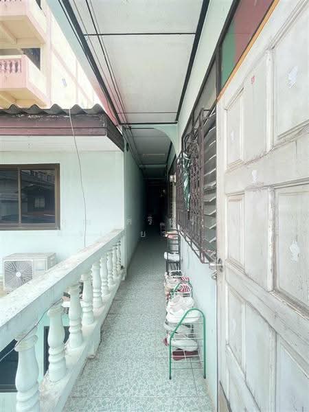 บ้านเดี่ยว 2 ชั้น 50 ตร.ว. บ้านเดี่ยวซอยคุณพระ ซอย6,บ้านเดี่ยวซอยคลองหลวง27/6, Pathum Thani, ถนนพหลโยธิน, Khlong Nung, Khlong Luang, Pathum Thani, 10+ Bedrooms, 300 sqm, Single Detached House For Sale, by คุณ ศรินรัตน์ ศิรเกียรติสกุล (เป้ย), 500619437 - DDproperty.com
